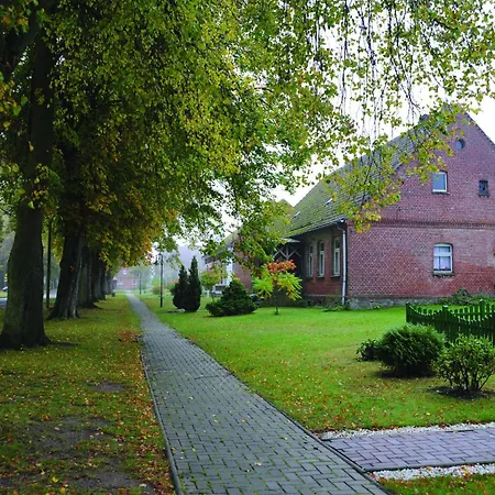 Stilvolles Reihenhaus Mit Wlan In Am Mueritzsee Сasa de vacaciones *